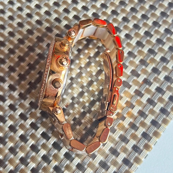 Michael Kors Parker Watch - Picture 11 of 17